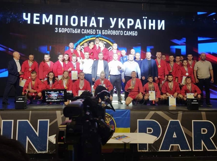 Переможці і призери змагань